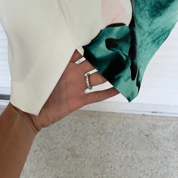 Stylestalker Funky Floral Shift Dress - Picture 3 of 6